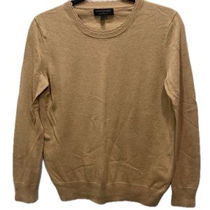 Banana Republic scalloped neck crew sweater